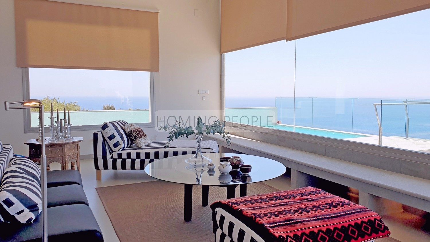 Beautiful and modern-design villa on a cliff overlooking the Mediterranean Sea