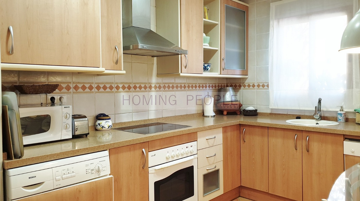 VENDIDO_Villa con piscina y vistas al mar, situado en zona residencial muy apreciada