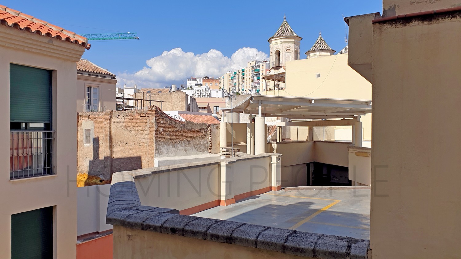 [ALQUILADO]: Apartamento nuevo sin amueblar: Mucha luz en edificio céntrico y con encanto